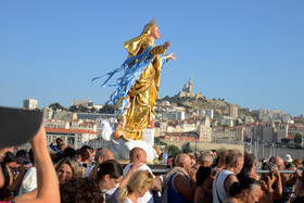 PROCESSION -sainte-marie.