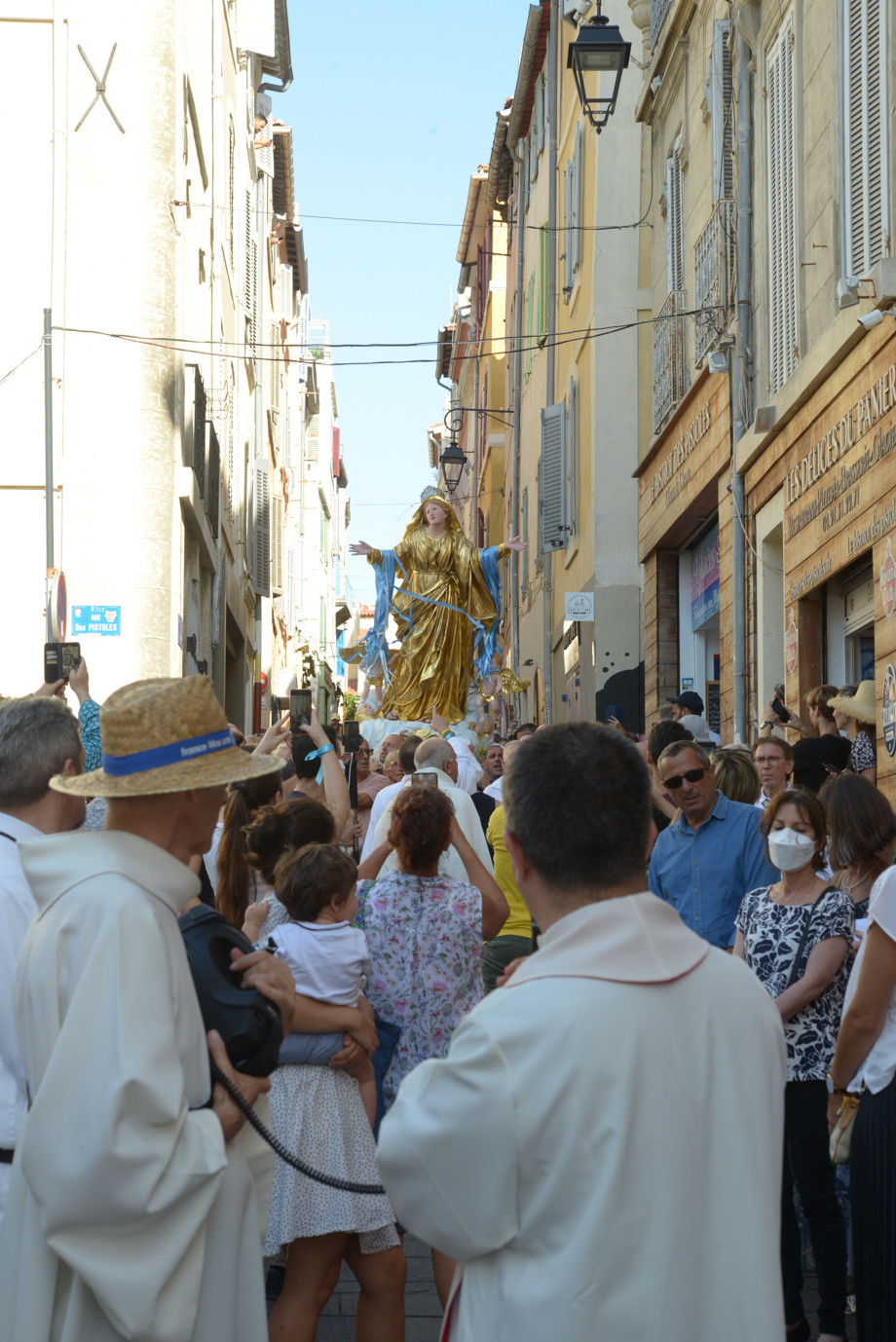 PROCESSION -sainte-marie.