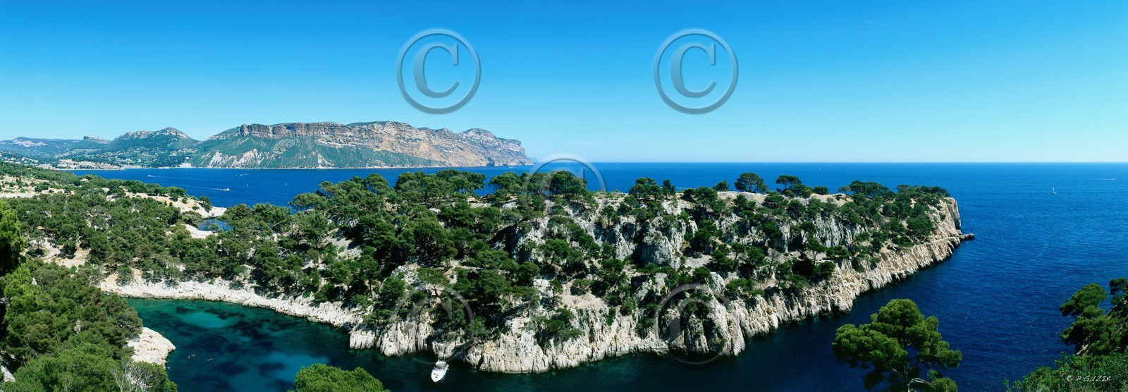CALANQUE PORT PIN POINTE CACAUCalanques Provence MarseilleFORMAT DISPONIBLE   33X95cm ( et 20X60cm en vente direct uniquement )pas de telechargement disponible.A chaque format correspond une éditions limitée spécifique .© collection P GUZIKA titre indicatif suivant la finition, tarif encadré vente direct:33   x 95 cm   99€20   x 60 cm   39€disponible en  30 X10 cm  sur stand en vente directDISPONIBLE SUIVANT STOCK -  CRÉATION JOURNALIERE  -