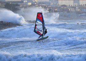 TEMPETE ZEUS MARSEILLE ,PLAGE DU PRADO,WINDSURF, PLANCHE À  VOILE
