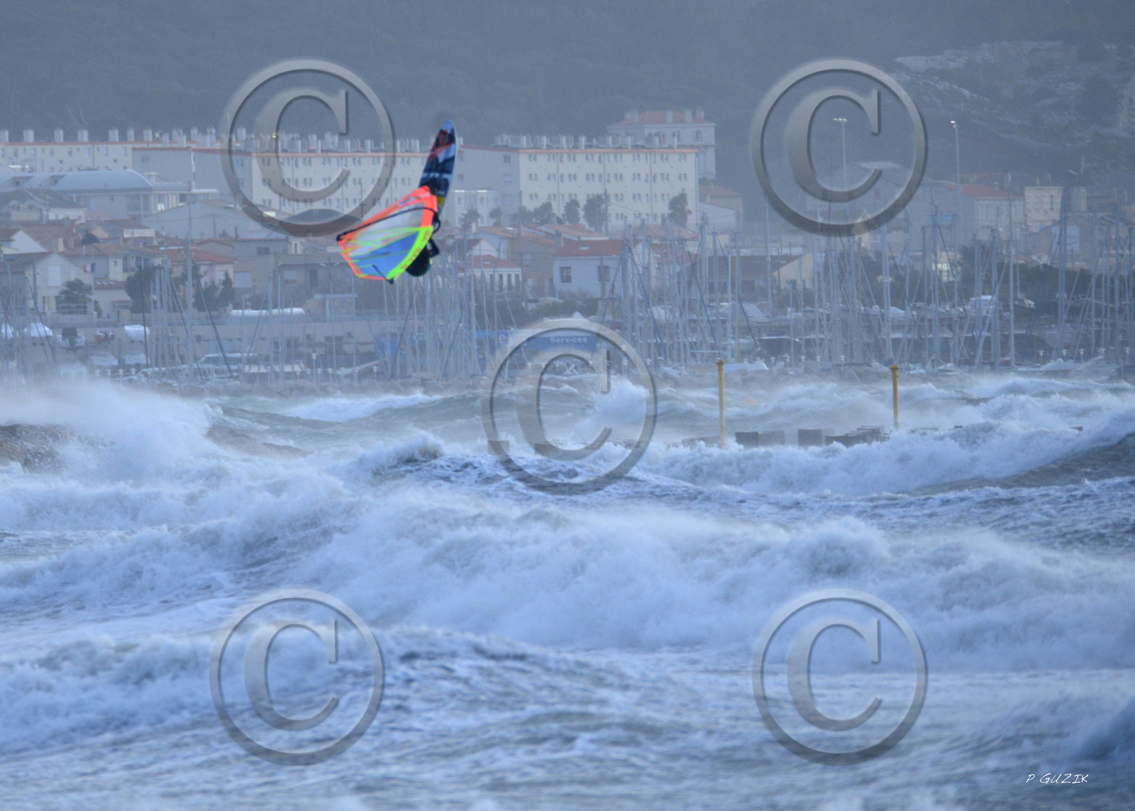 TEMPETE ZEUS MARSEILLE ,PLAGE DU PRADO,WINDSURF, PLANCHE À  VOILE