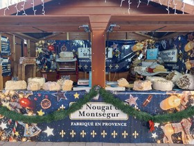 Marche de noel de Marseille 2023   2024