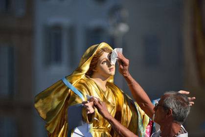 PROCESSION -sainte-marie.