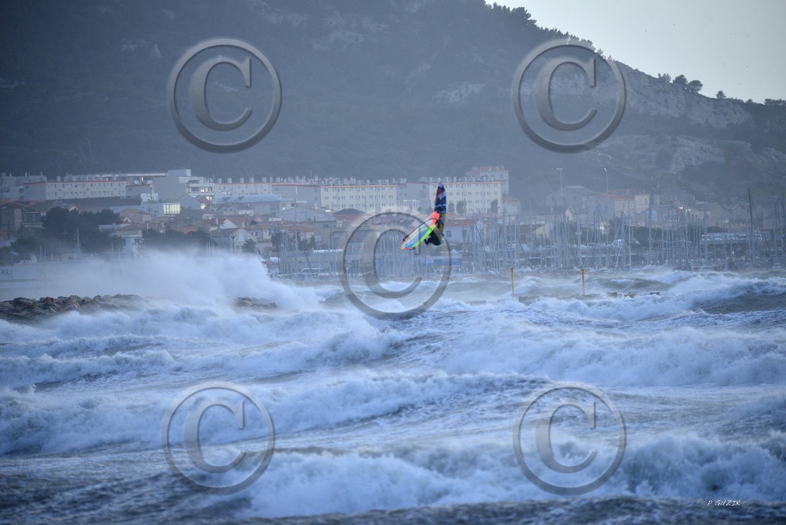 TEMPETE ZEUS MARSEILLE ,PLAGE DU PRADO,WINDSURF, PLANCHE À  VOILE