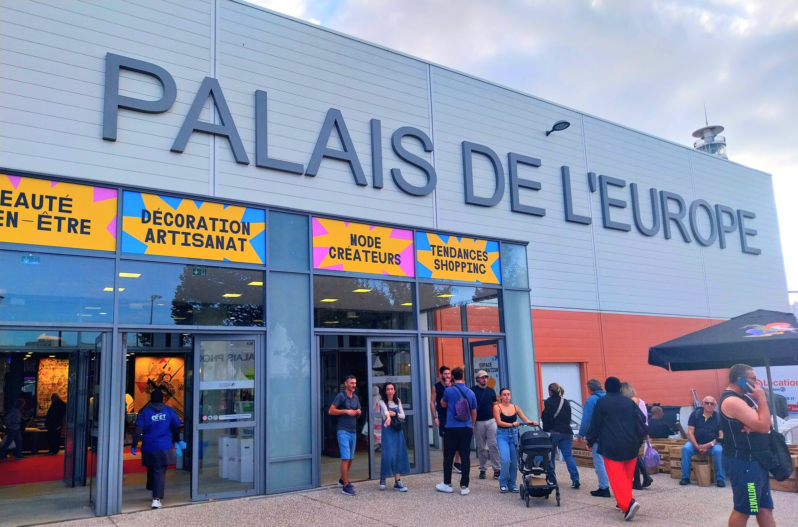 Je suis présent à la foire de Marseillle 2024  horaire 10 h à 19h en semaine              10h à  20h le week end              10h à 23h le vendredi 27 septembre pour la nocturne