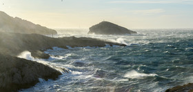 mistral dans les calanques