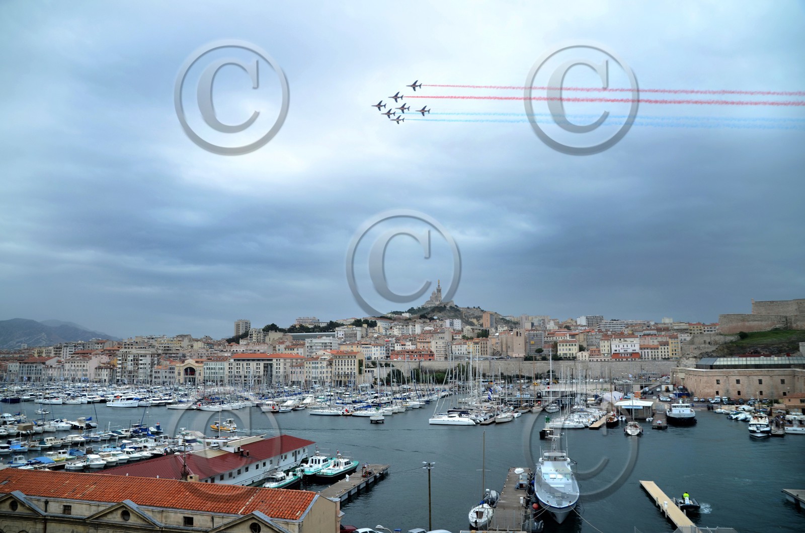 ref-612-60x90-patrouille-de-france-5106-copie.jpg