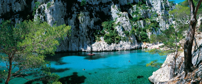 rull3-ref-150-14-calanque-marseille-en-vau-nageur-150x52-copie.jpg