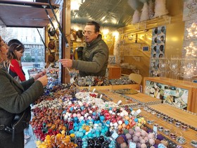 Marche de noel de Marseille 2023   2024