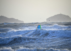 TEMPETE ZEUS MARSEILLE ,PLAGE DU PRADO,WINDSURF, PLANCHE À  VOILE