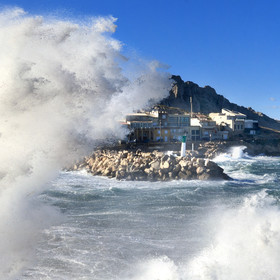 70x70-ssais-33x95cm-mistral-aux-goudes-tempete-ophelia-vent-titre5.jpg