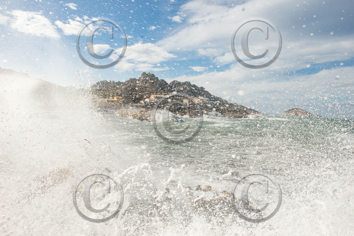 MISTRAL A  MARSEILLE , ROUTE DE GOUDES