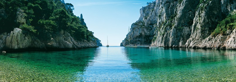 CALANQUE EN VAU LE FIORDCalanques Provence MarseilleFORMAT DISPONIBLE  150X52cm  33X95cm ( et 20X60cm en vente direct uniquement )pas de telechargement disponible.A chaque format correspond une éditions limitée spécifique .© collection P GUZIKDISPONIBLE SUIVANT STOCK -  CRÉATION JOURNALIERE  -