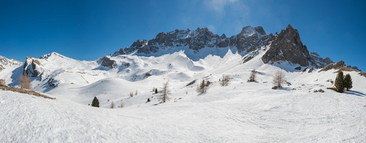 haute Alpes lac  St Anne