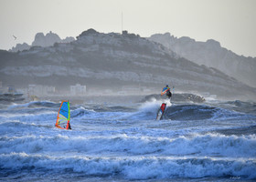 TEMPETE ZEUS MARSEILLE ,PLAGE DU PRADO,WINDSURF, PLANCHE À  VOILE