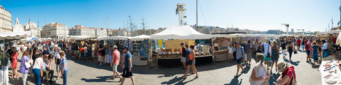 Marché à Marseille sur le vieux port