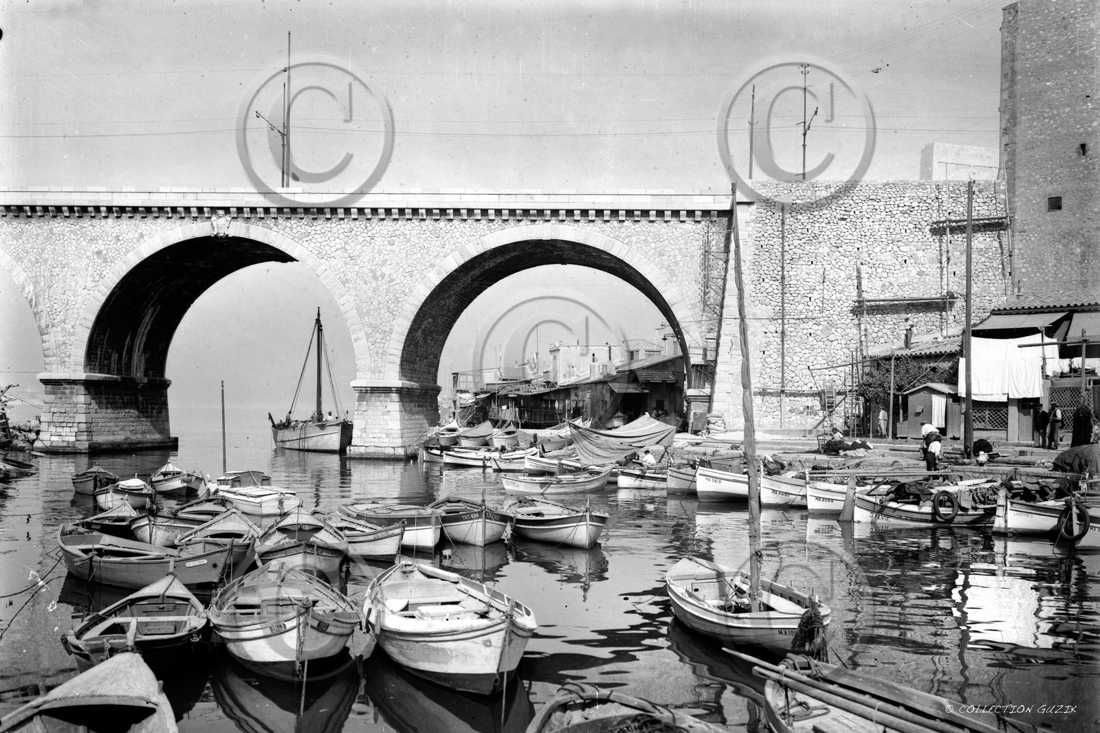 ref-plaques-1900023-le-vallon-et-bateau-30x45-copie.jpg